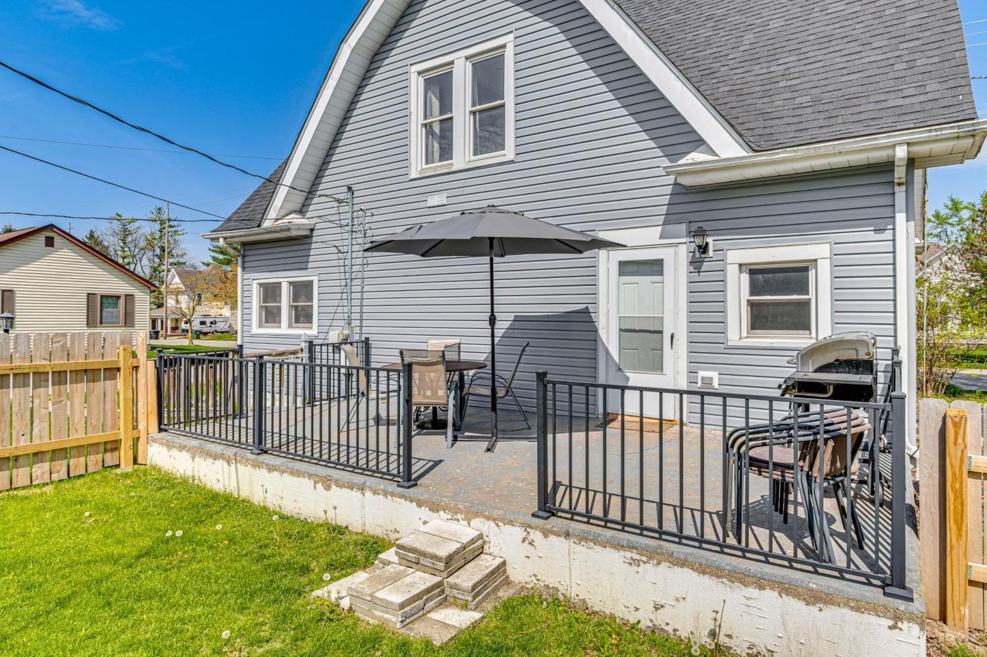 The Junction Victorian Home In Quaint Fortville! 外观 照片